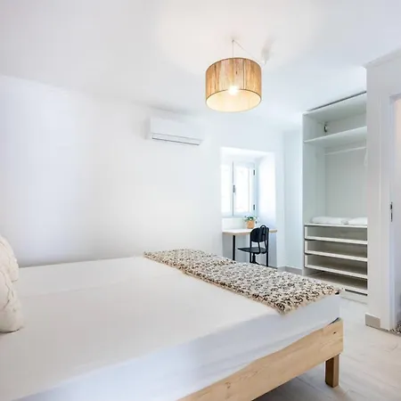The White Apartamento Tavira